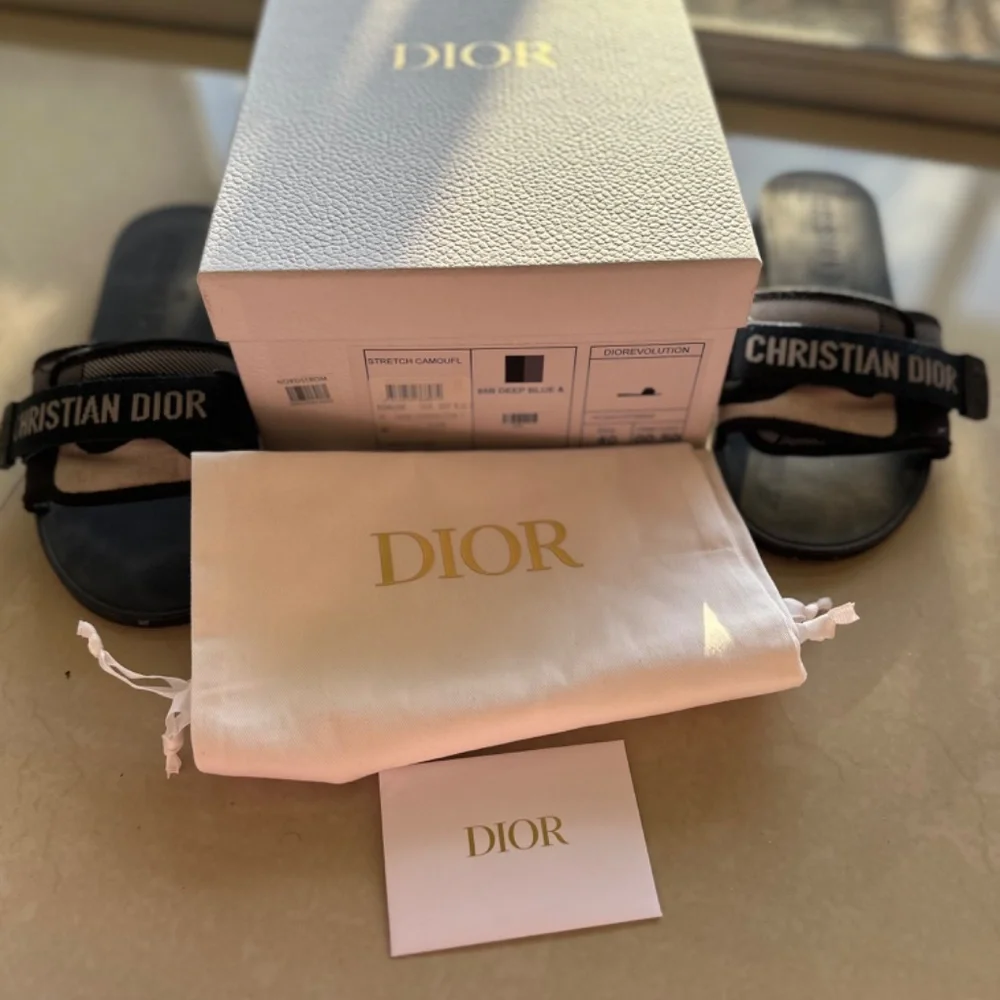 Dior revolution slide size 40 - Picture 7 of 7